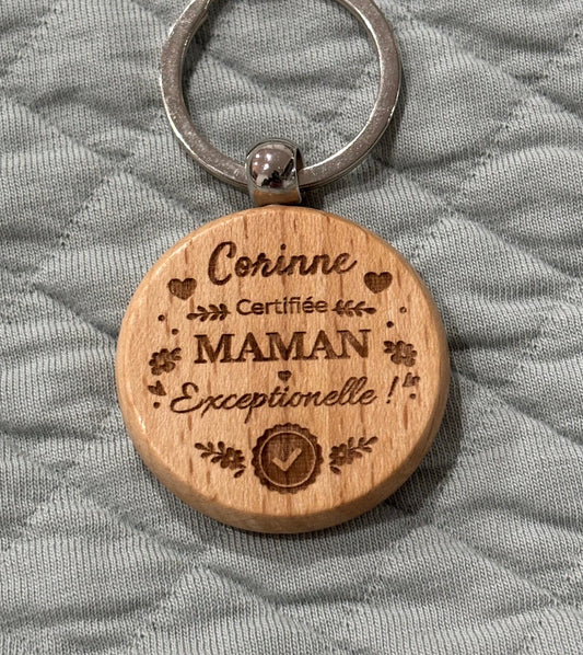 Porte-clé personnalisé en bois gravé – Prénom ou message – Cadeau fête des mères